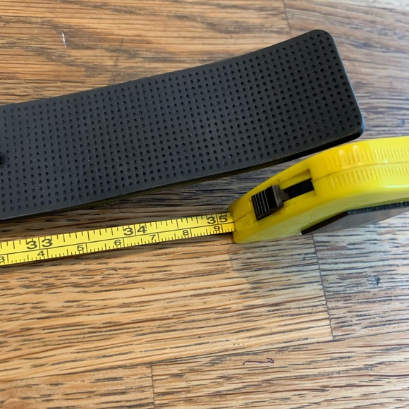 Armani - Picture 2 of 4